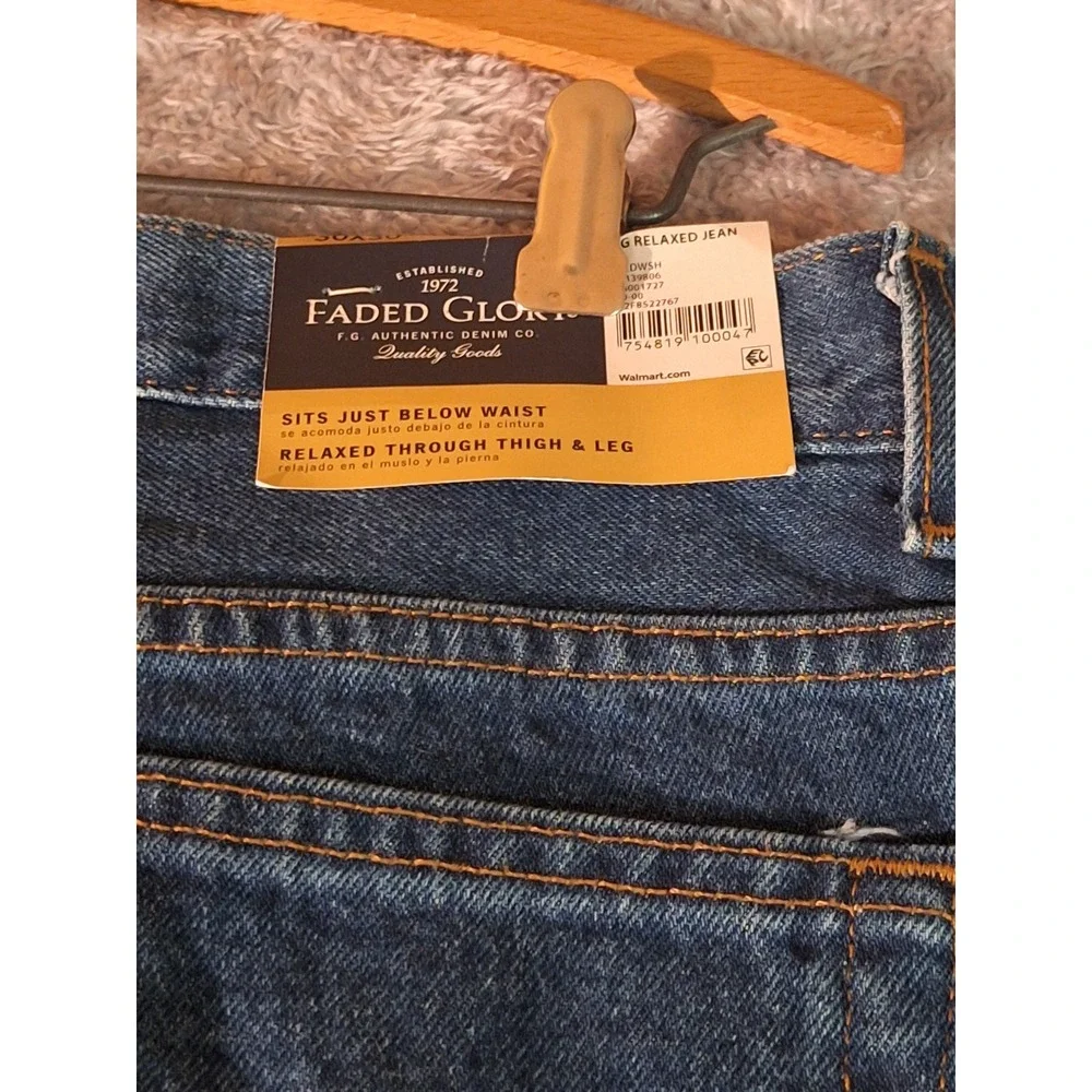 NWT Faded Glory Mens Relaxed Fit Jeans‎ 30x30 Straight Blue Denim Classic Casual